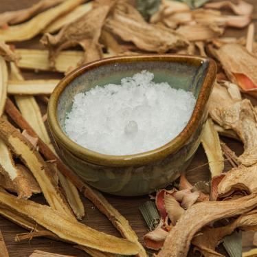 CAMPHOR ESSENTIAL OIL