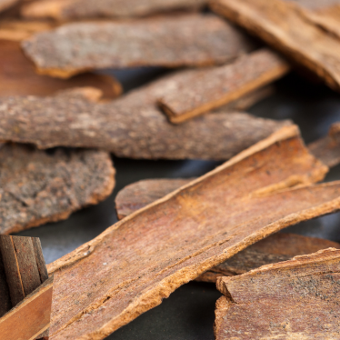 CASSIA ESSENTIAL OIL